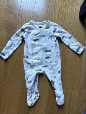 Tea Collection Baby Footed One-Piece Romper 0-3 Months Fish Print Cotton